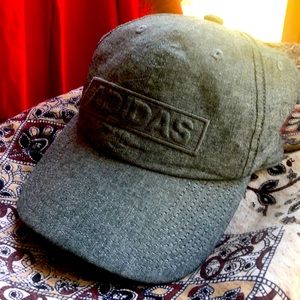 Adidas dad hat -  adjustable, cotton, breathable GREY neutral